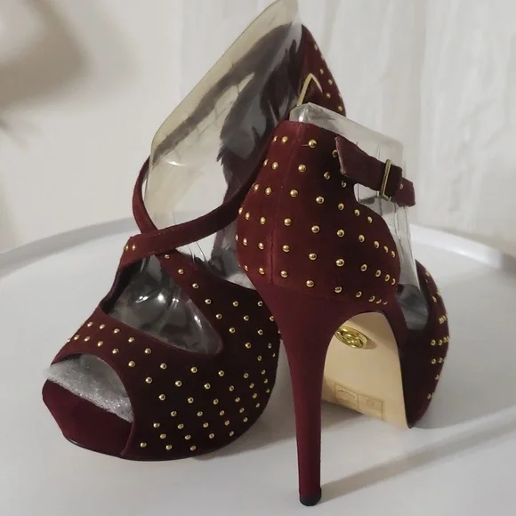 Bebe Burgundy with gold accents platform Heels size 6 - Picture 7 of 10